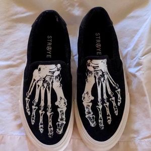 Straye suede skate shoes, slip on M9.5, W11